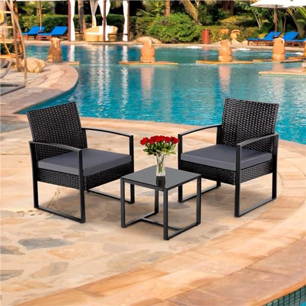 2-seater outdoor furniture set with coffee table