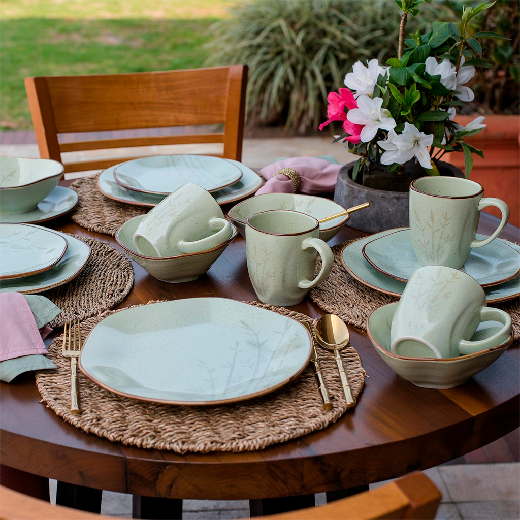 Ryo Bamboo Porcelain Dinnerware Line